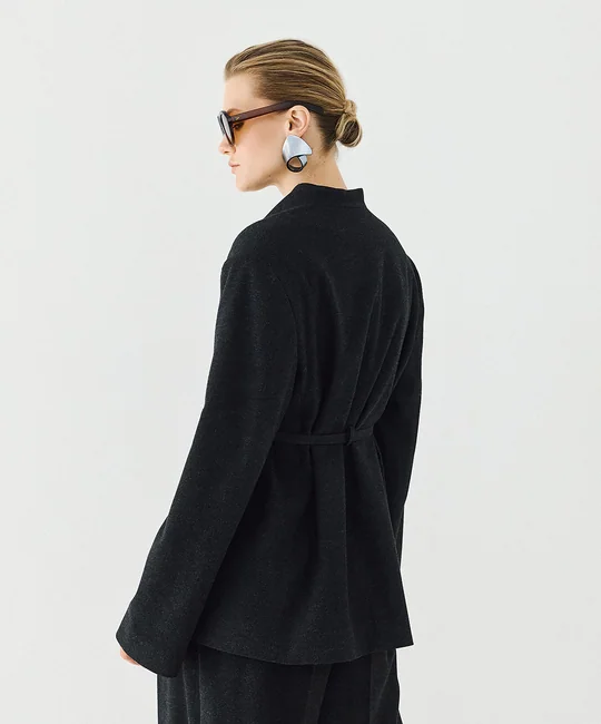 Blazer croisé ceinturé + Pantalon large anthracite — vue 4