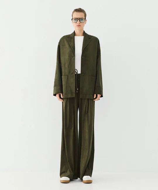 Blazer daim + Pantalon suédine olive — vue 3