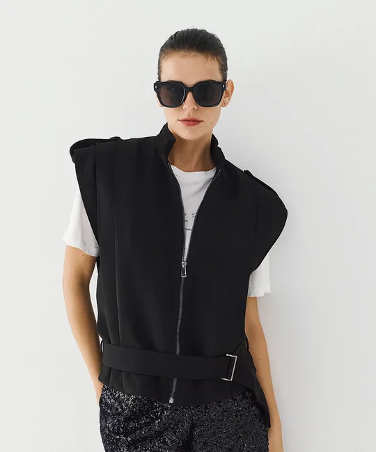 Ensemble veste sans manches plissée ceinturée + pantalon cordons noir — Noir
