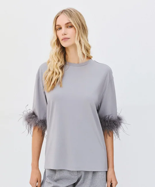 Blouse bordée plumes & Pantalon carotte Gris — vue 3