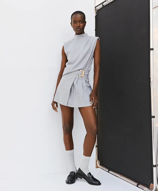 Ensemble top épaulettes + jupe courte plissée gris — Gris