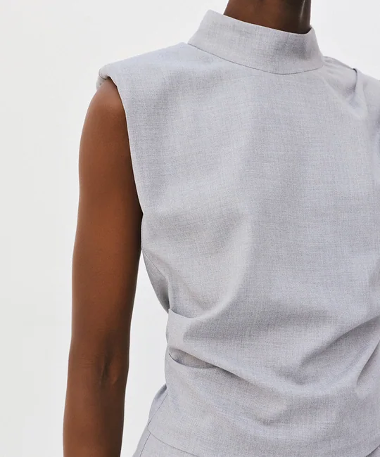 Ensemble top épaulettes + jupe courte plissée gris — vue 4