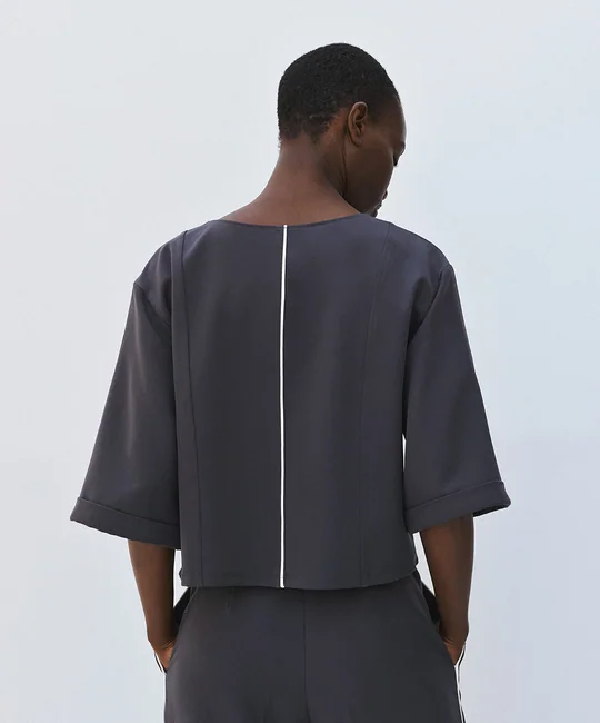 Top passepoil + Pantalon large coal — vue 4