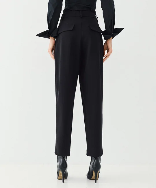 Top sans manches + Pantalon carotte noir — vue 9