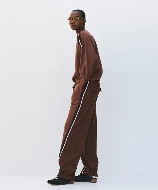 Sweat + Pantalon à bandes café — Café