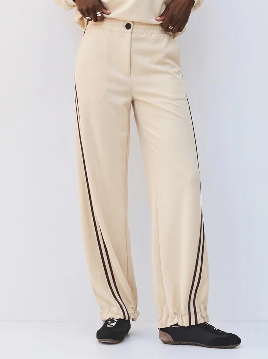 Sweat + Pantalon à bandes vanille — vue 8