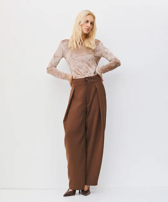 Blouse plissée + Pantalon latte — vue 3