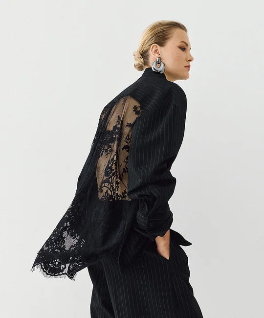 Chemise rayée dos dentelle + Pantalon carotte rayé noir — Noir
