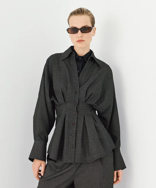 Ensemble chemise ajustée plissée + pantalon large à plis café — Café
