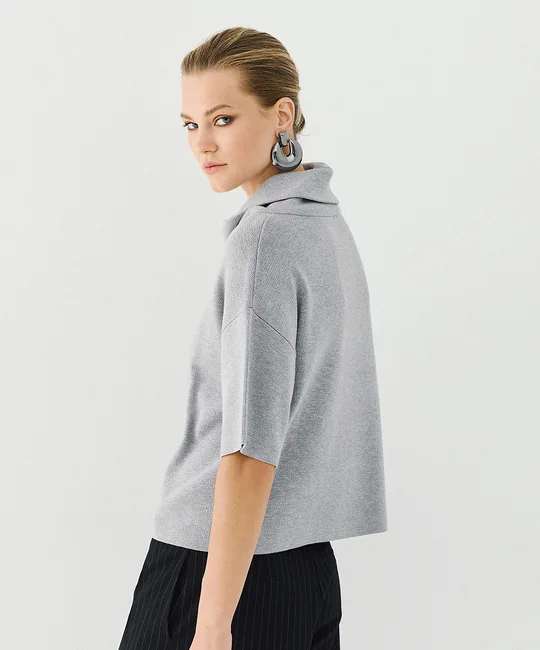 Pull manches courtes col montant — vue 3